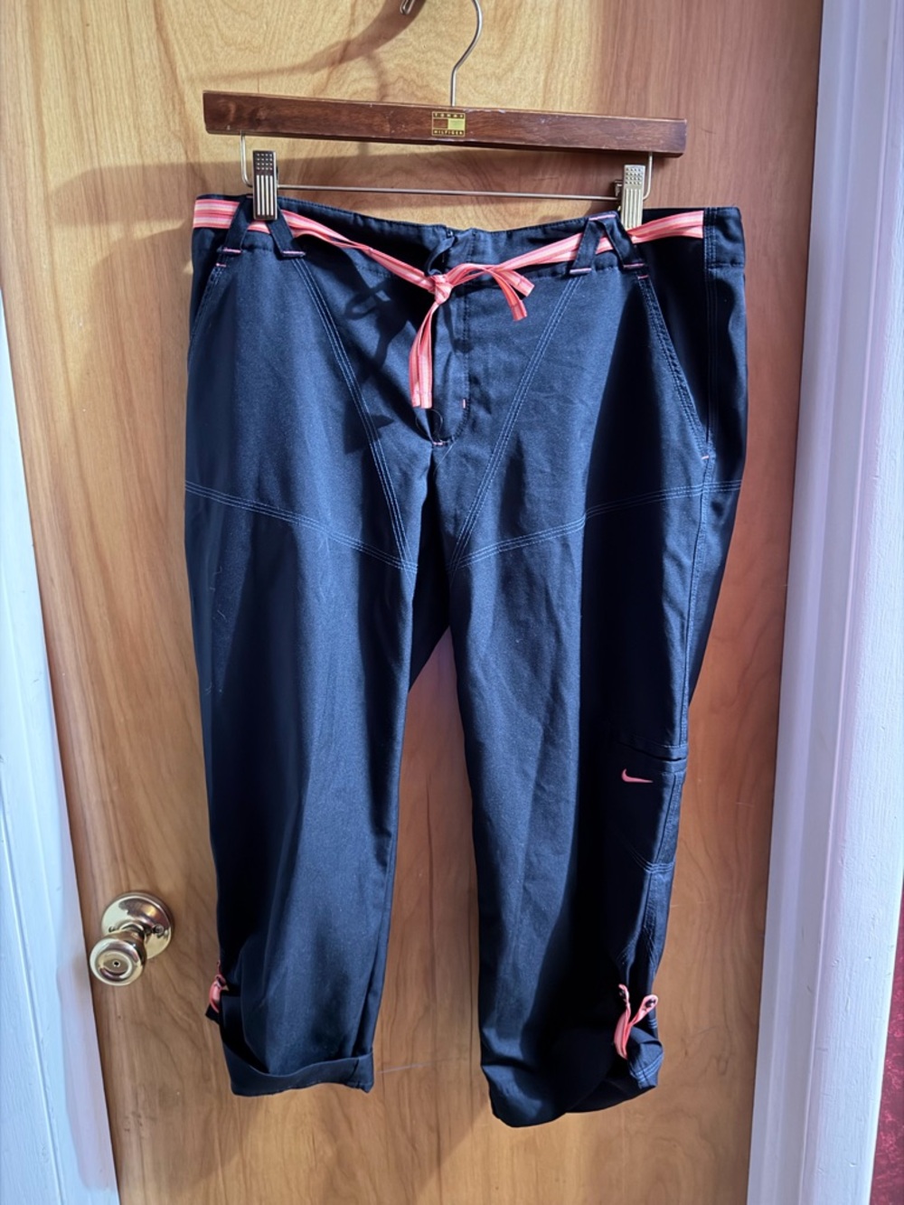 Nike 8/10 black  Jogger Pants with Coral Accent